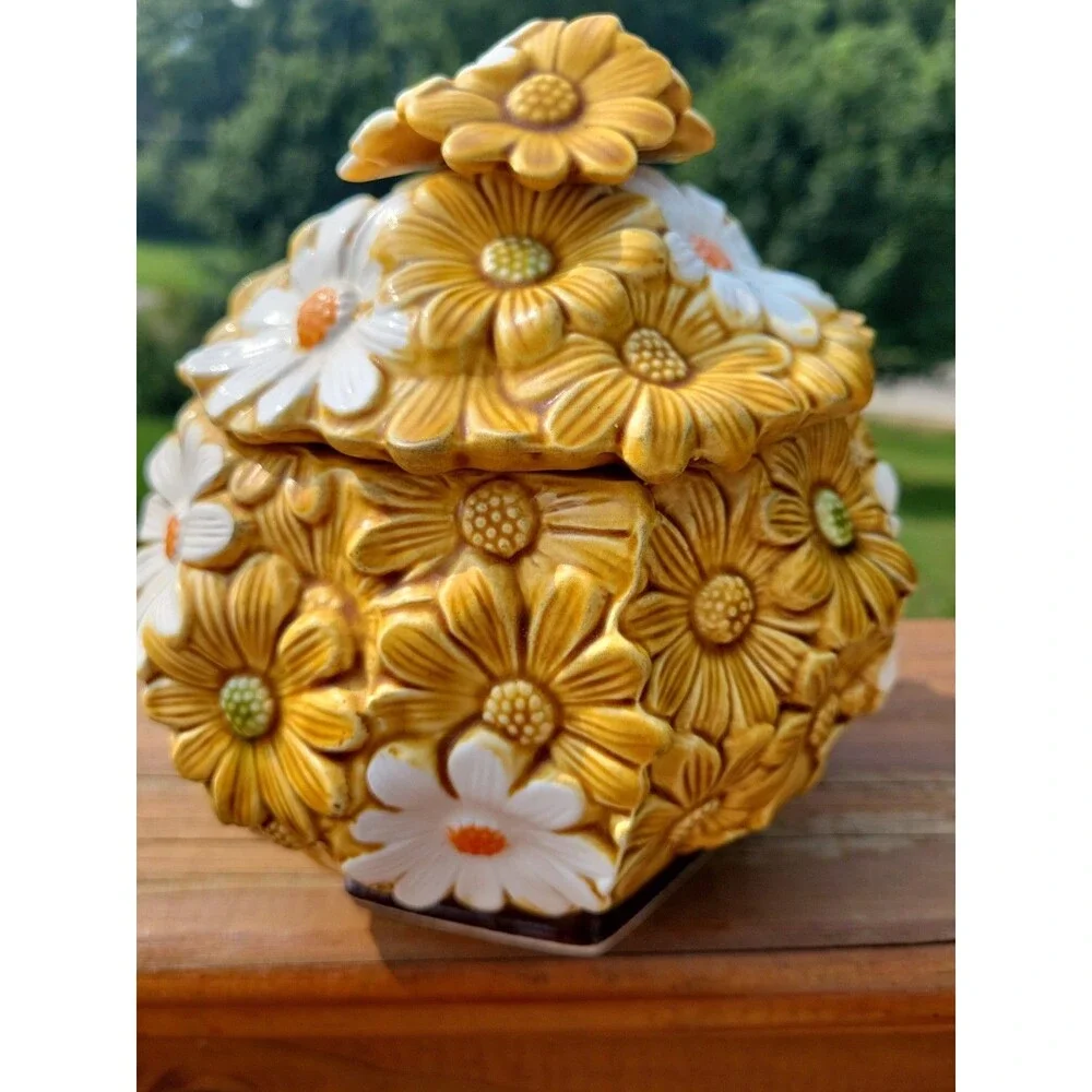 Vintage Fred Roberts Daisy Canister Coffee Cookie Jar Japan 1970s Flower Ceramic